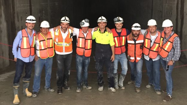 HM1-DGR-FYV-002-fotogrupal